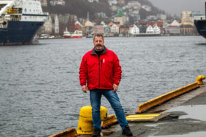 Berhard Eriksen er leder i Frivillig Land Bergen og brenner for drukningsforebyggende kunnskapsformidling.