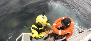 Redningsaksjon av to turistfiskere